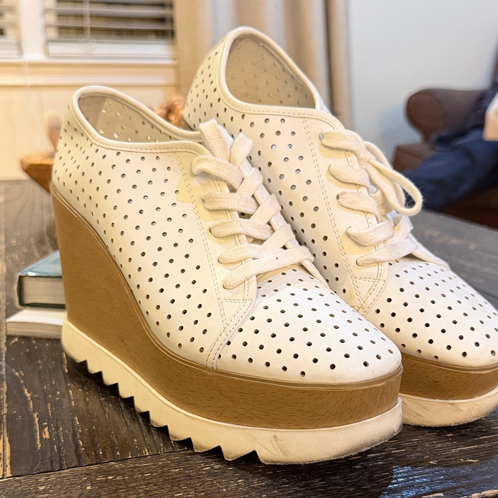 Steve Madden White and Tan Wedge Sneakers